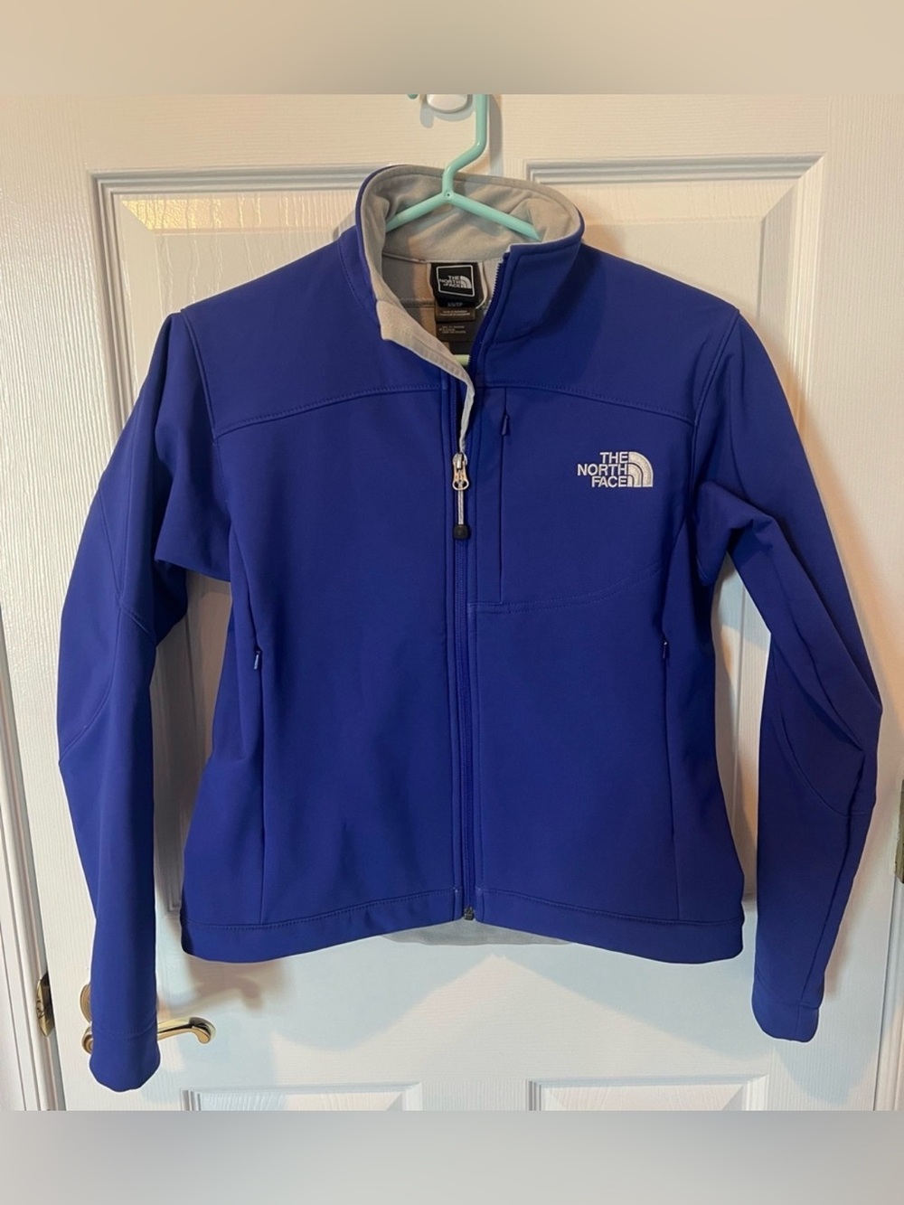 The North Face Women's TNF Apex Bionic Soft Shell Jacket XS